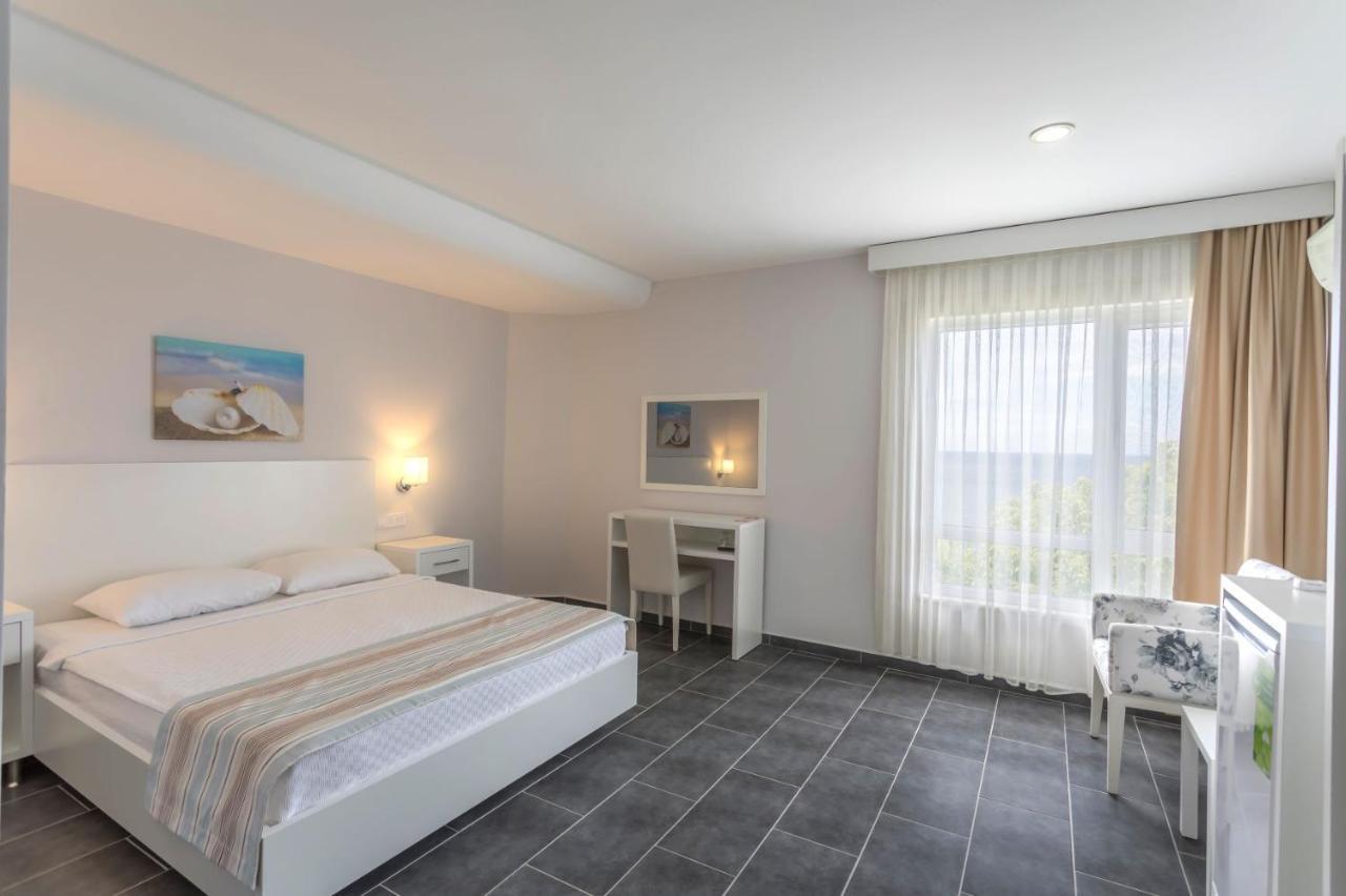 Troas Beach Hotel تافاكلي المظهر الخارجي الصورة