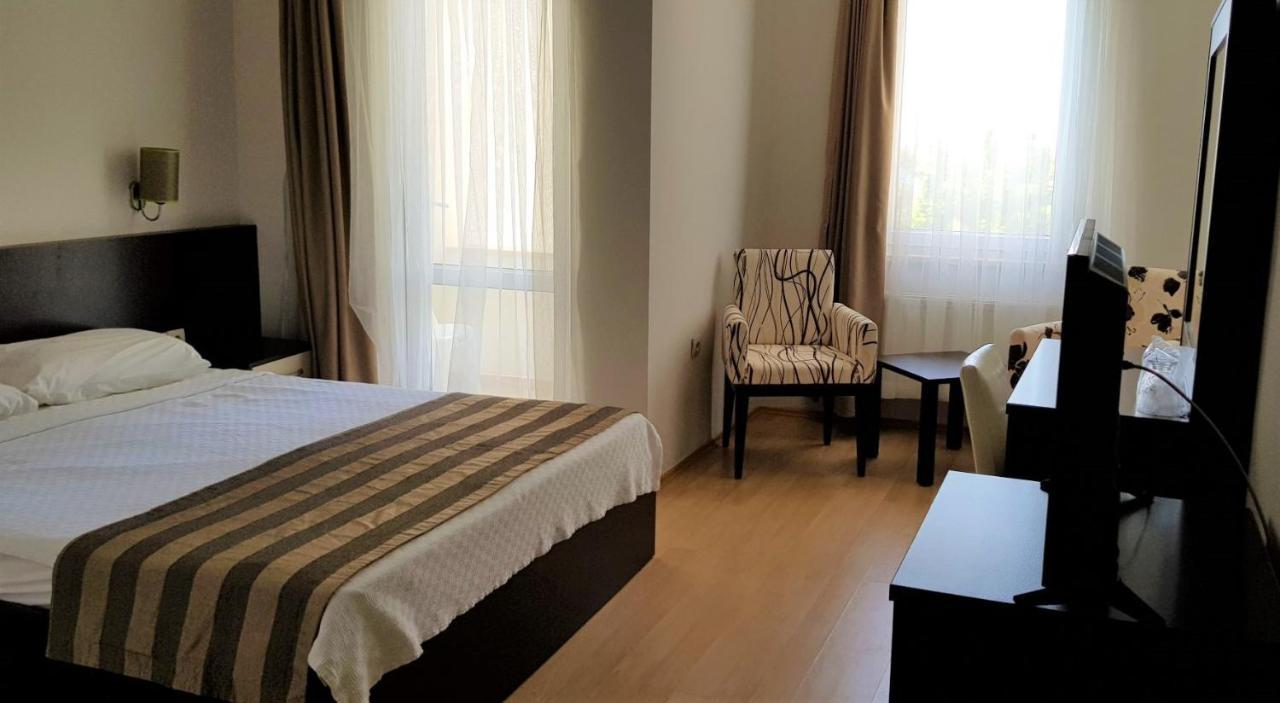 Troas Beach Hotel تافاكلي المظهر الخارجي الصورة